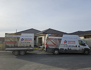 Zateplení stropu novostavby rodinného domu pomocí foukané izolace